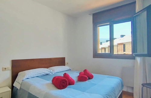 Sort Appartement | Apartamento 2 Hab. con Balcón, Acceso a la Piscina