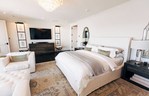 Kingsmill Maison | The Estate is a 7,000 square foot private estate that is designed to impress.