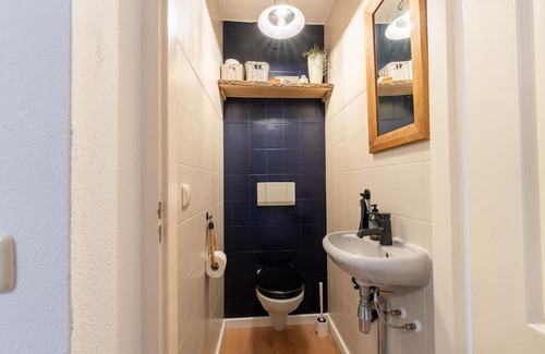 Municipality of Zwartewaterland Maison | Cozy Holiday Home in Hasselt Near By The Water