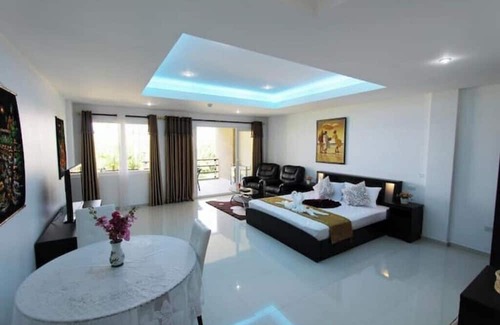 Klong Son Maison | Beachfront Studio Apartment Siam Royal View Koh Chang