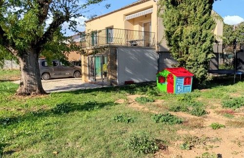 Saint-Laurent-La-Vernede Maison | Homerez - House in Saint-Laurent-la-Vernède