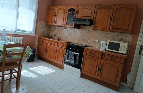 Carrieres-sous-Poissy Appartement | The People of Grass Flat