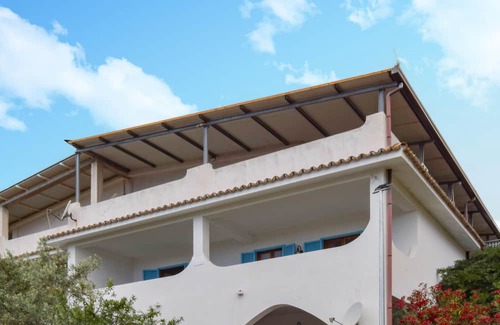 Calalunga-Pietragrande Appartement | Pack your bags and look forward to relaxing days in this holiday apartment in Calabria.