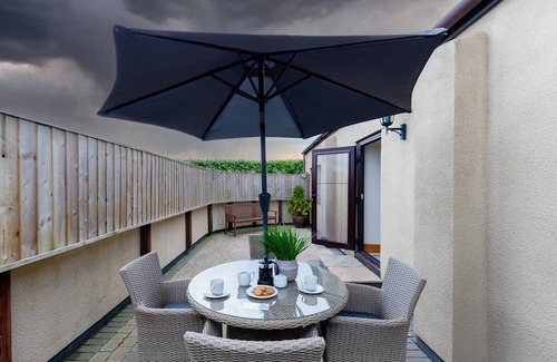 Loxton Maison | Pass the Keys | Somerset Mendip Cottage