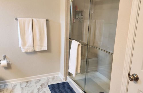 Village of Germantown Maison | Private residence away from the noise of the RNC.