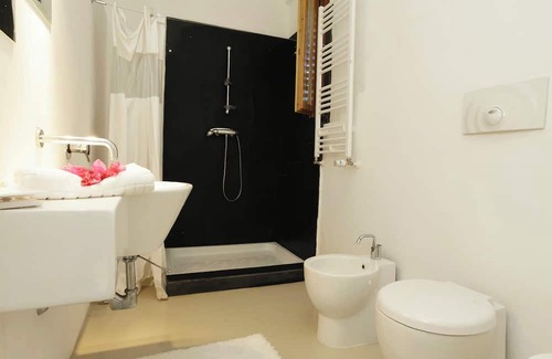 Torre Colonna-sperone Maison | Homerez - House 1 km away from the beach for 4 ppl. at Torre Colonna-Sperone
