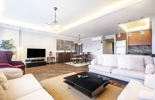 Nisantasi Appartement | Missafir Exquisite Flat in the Heart of Nisantasi
