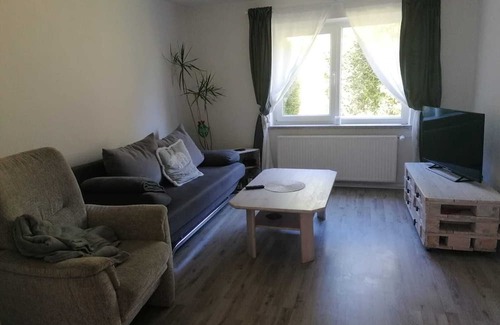 Wallsbull Appartement | Ruhige Ferienwohnung. 5 min zu Fuß vom Freizeitpark Entfernt