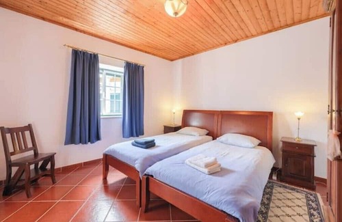 Mangualde Maison | Charming granite cottage in beautiful surroundings