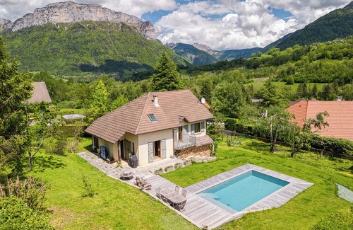Alex Maison | Villa Touvières - Piscine et Panorama Montagnard