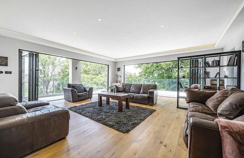 Belvedere Maison | Designer villa with spa and magical views, 5 bdr