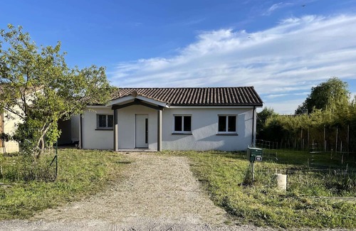 Laruscade Maison | Gite les placottes Near Bordeaux