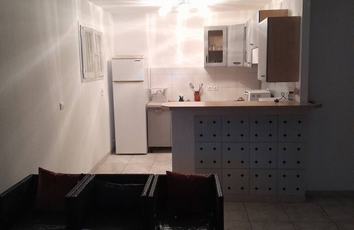 Moulin a Vent Appartement | Apartment with garden close to beach roads and town center