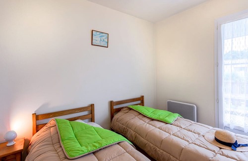Mache Station Balnéaire | Property In A Holiday Village '5 - Maison T3 Eco' with Shared Pool, Terrace and Shared Garden