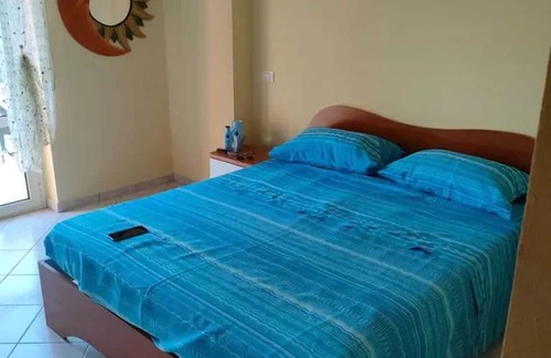 Torre Melissa Appartement | Homerez - 80m² Apartment in Torre Melissa with Garden