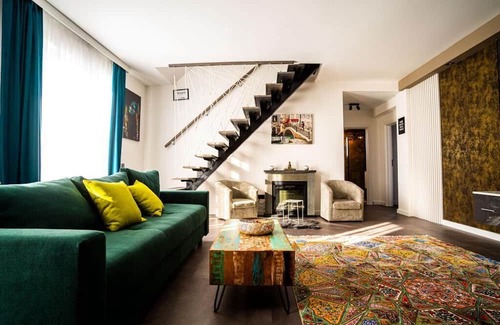 Rasnov Appartement | Bring the whole family to this great place with lots of room for fun.