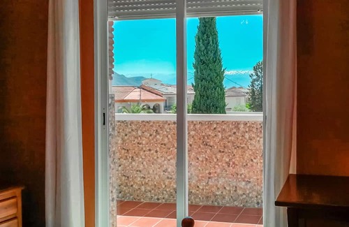 Pinos Puente Maison | Wonderful holidays await you in this beautiful holiday home with pool.