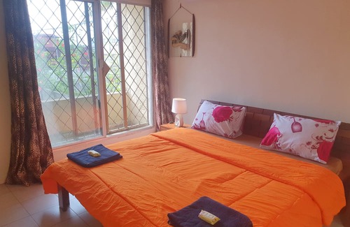 Cocody Appartement | Serviced 2 bedroom apartment & pool in Riviera 3, with services included