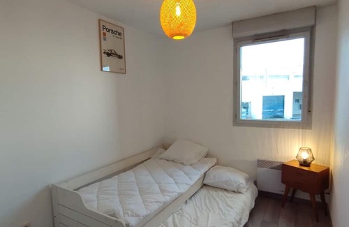 Minimes - Barriere de Paris Appartement | Spacious nest with balcony and shared pool