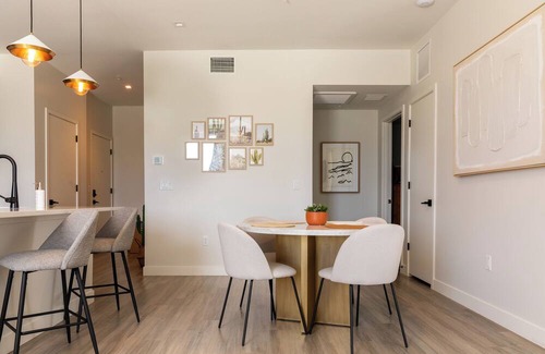 Camelback East Appartement | The Nest - Modern Desert Getaway