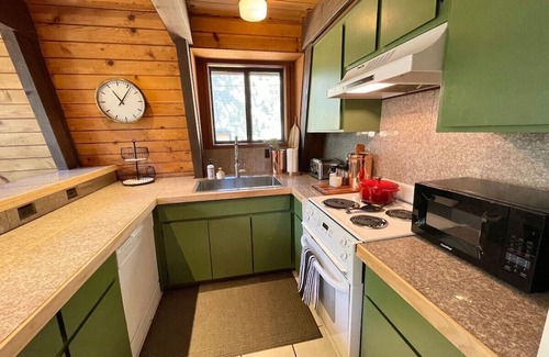 Lake Forest Cabine | Dollar Point Mountain Modern A-Frame!