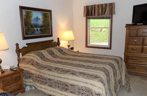 Beech Mountain Maison | Ultimate Slopeside Escape