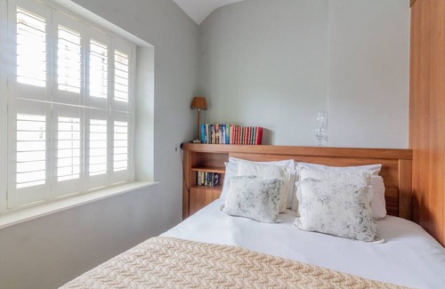 Malahide Maison | GuestReady - Opulence Malahide Seaside Cottage
