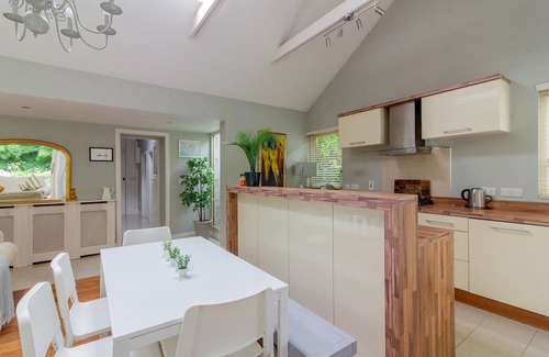 Malahide Maison | GuestReady - Opulence Malahide Seaside Cottage