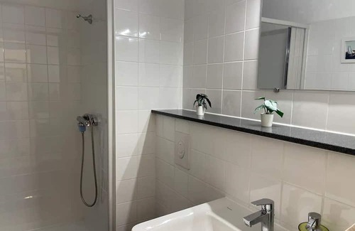 Westend Appartement | Ruhiges Apartment in Berlin Neu-westend, Nähe Messe, Olympia-stadion, rbb