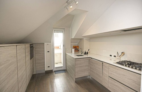 Carignano Appartement | Penthouse - Unique apartment with double garage