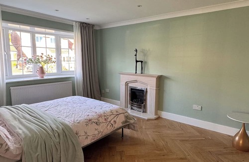 Handforth Maison | Stylish Home in Handforth near Mcr Airport