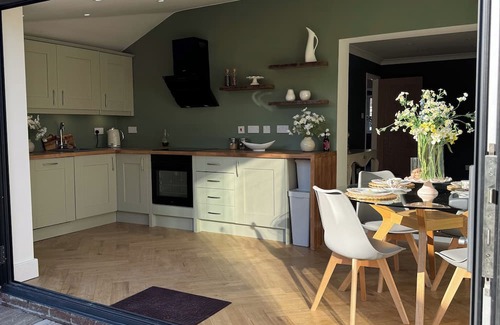 Handforth Maison | Stylish Home in Handforth near Mcr Airport