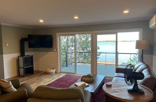 Duluth Appartement | Serene Beach and Stunning Cottage Apartment on Lake