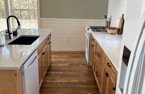Duluth Appartement | Serene Beach and Stunning Cottage Apartment on Lake