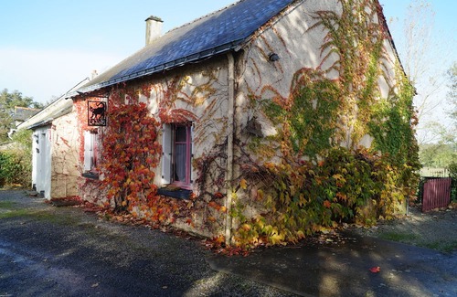 Le Pin Maison | Gîte "coquelicots" à la Campagne Pour 6-8 Personnes
