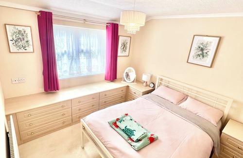 Aldborough Cabine | Newly listed may 2024, 45 Highsett Lodge, Trimingham - close to Cromer!