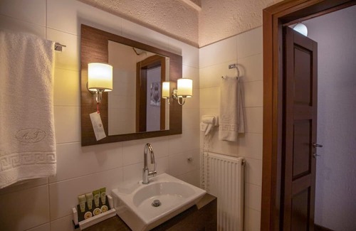 Eptalofos Copropriété | Eptalofos Guesthouse - Cozy Double Nest with Balcony