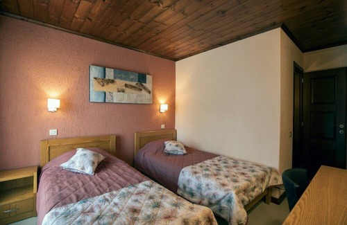 Eptalofos Copropriété | Agoriani Guesthouse Mount Charm, Family Suite