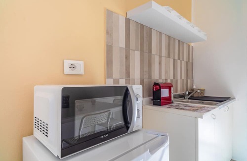 Nesima Maison | Apartment 'Nicole Rooms' with Mountain View, Wi-Fi and Air Conditioning