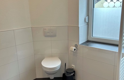 Alsdorf Appartement | Diese Unterkunft Befindet Sich Über Einem Restaurant und Wurde 2024 Kernsaniert