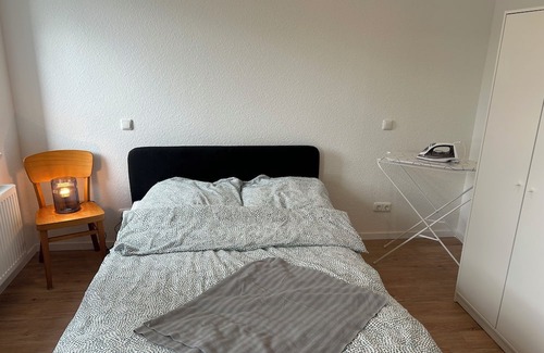 Alsdorf Appartement | Diese Unterkunft Befindet Sich Über Einem Restaurant und Wurde 2024 Kernsaniert