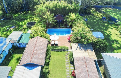 Worrowing Heights Maison | BALI BY THE BAY - JERVIS BAY - HOT SPA