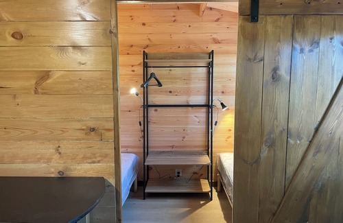 Parigne-lʼEveque Chalet De Ski | Chalet 4 Personnes sur un Terrain de 16 000 m2 Arboré