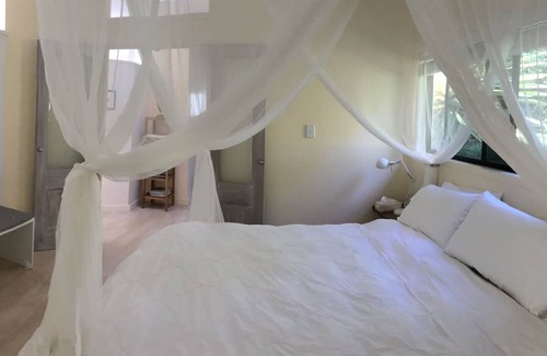 Smiths Creek Lit Et Petit-Déjeuner | A great getaway for two. Private and peaceful.