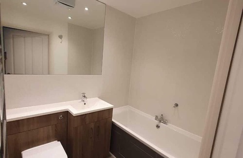 Broxbourne Appartement | 2 bed apartment in Turnford, Broxbourne. Very clean and well looked after.