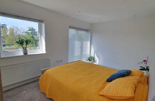 Broxbourne Appartement | 2 bed apartment in Turnford, Broxbourne. Very clean and well looked after.