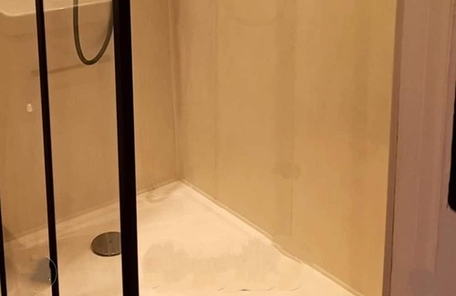 Chateau-Thierry Appartement | Homerez - Beautiful studio for 2 ppl. at Château-Thierry