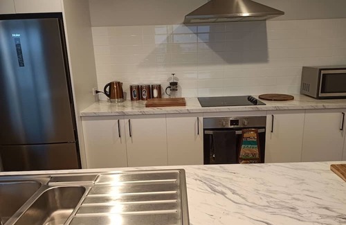 Richmond Maison | Richmond Tasman Nelson. New 3bdrm. 2 Bathroom House with Double Garage. Central