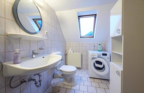Lippstadt Appartement | Apartment 'Appartement Am Kurpark' with Wi-Fi