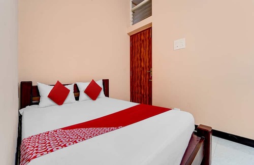 Karunya Nagar Hôtel | OYO Dhanam Lodge